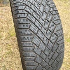 225 45r18 コンチネンタルスノータイヤ　バイキングコンタクト7 ホイール付き(4本セット)の画像