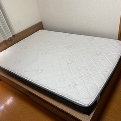 美品　収納付ダブルベッド