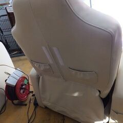 ◆タカラベルモント◆エステソファ２　電動リクライニング　アイボリー　美容　サロン　痩身　USED①の画像