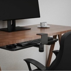 回転式キーボードトレイ　【ブラック】【引き出し付き】の画像