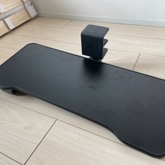回転式キーボードトレイ　【ブラック】【引き出し付き】の画像
