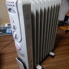 2016年製オイルヒーター