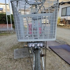 お話中！ブリヂストン三輪自転車　電動アシストつき