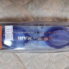 水泳用ゴーグルと耳栓