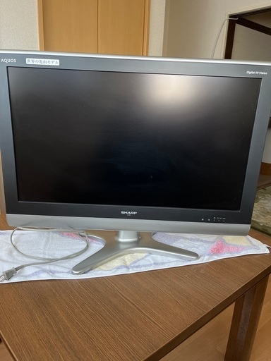 AQUOS 32型液晶テレビ