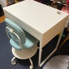 学習デスク　IKEA 子供用机　勉強机