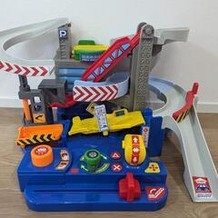 決まりました【値下げ】タカラトミー キミが運転!トミカわくわくド...