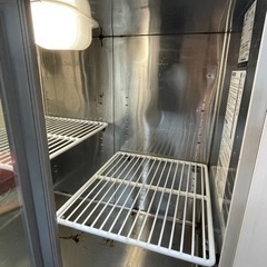 業務用冷蔵庫の画像