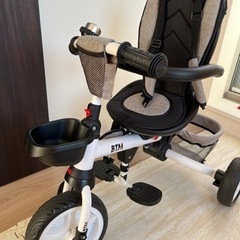 子供用三輪車の画像