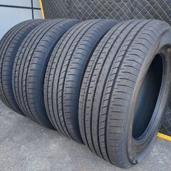 【値下げ中】【バリヤマ】ヤリスクロス 純正タイヤ 205/65/R16 ヨコハマ ブルーアース 2023年42週の画像