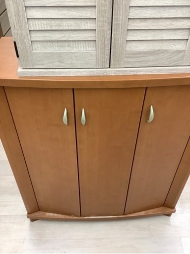 3枚扉シューズボックスのご紹介です！