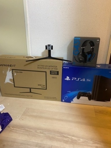 ゲーミングモニター　PS4 ロジクール