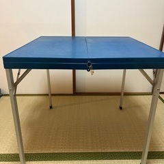 アウトドア用　キャンプ机の画像