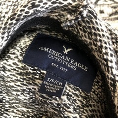 AMERICAN EAGLEパーカーの画像