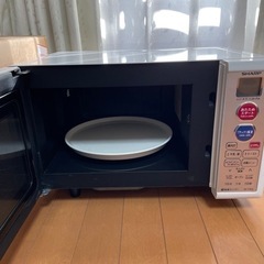 岡山市内発　シャープ　SHARP RE-170KS-W 電子レンジ　一人暮らしの画像