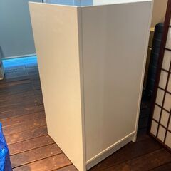 【無料でさしあげます】レジ台／カウンター　＊2/25までに引き取り可能な方の画像