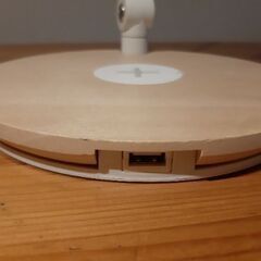 IKEA イケア ワイヤレス充電機能付きLED　デスクライト「RIGGAD」の画像
