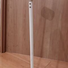 IKEA イケア ワイヤレス充電機能付きLED　デスクライト「RIGGAD」の画像