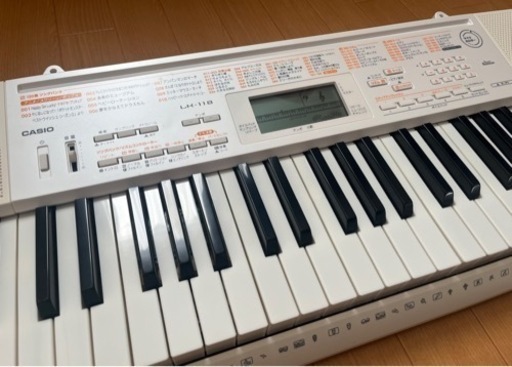 CASIO カシオ　電子ピアノ　電子キーボード【美品】