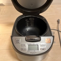 【引き渡し先決定】 SHARP炊飯器 5.5合(1L)の画像
