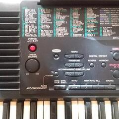 ヤマハ 電子キーボード PSR-330の画像