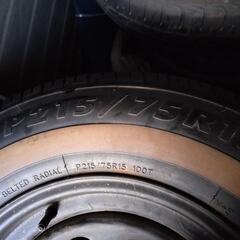 値下げ　アメリカンレーシング　１５インチ　ホワイトリボンタイヤ　アメ車　シボレー

の画像