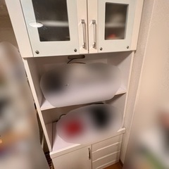食器棚（お譲り先候補者様決定済み）
