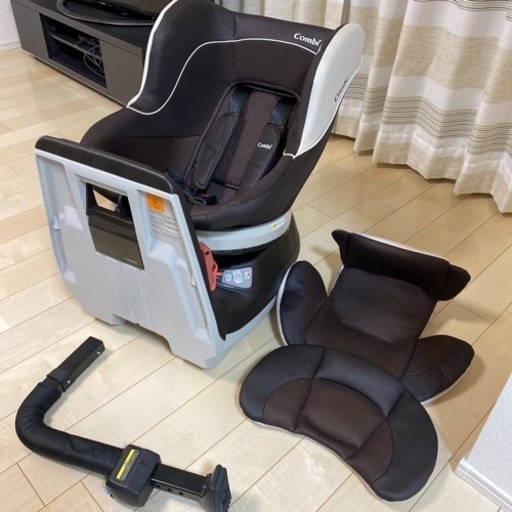 ☆美品☆チャイルドシート　コンビ　回転式