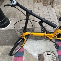 折りたたみ自転車の画像