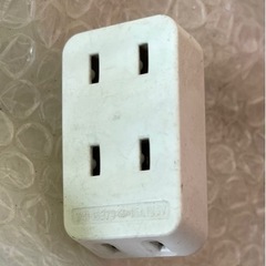 トリプルタップ　3個口　電源タップ  の画像