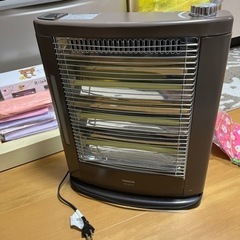 【さおり様2/17(土)15時】電気ストーブ
