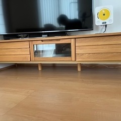 テレビ台150㎝丸足タイプ　リビングの画像