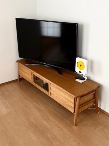 テレビ台150㎝丸足タイプ　リビング