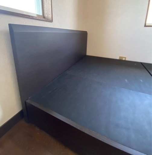 2/26終了★シックな木製ベッドフレーム(ダブル)/引出し収容あり