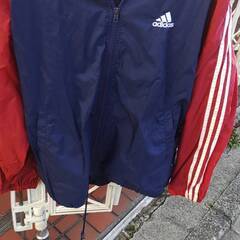 adidasアディダス　フード付きジャケット　メンズＬの画像