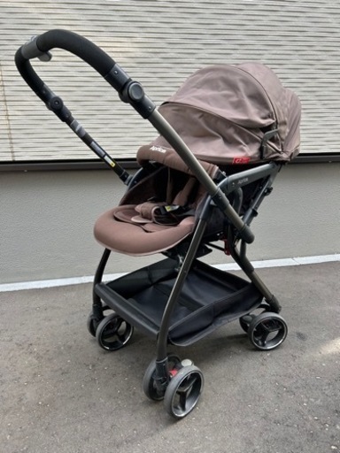 ベビーカー　アップリカ　オプティア