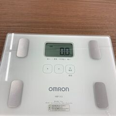 【リサイクルショップ　ピカソ　小松原】オムロン 体重・体組成計 カラダスキャン ホワイトHBF-212★7167★の画像