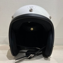 ヘルメット　白　Sサイズ　guardyの画像