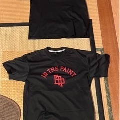 IN THE PAINT インザペイント 限定ウィンドブレーカー（新品）、フードコート、Tシャツ他（メンズ ）の画像
