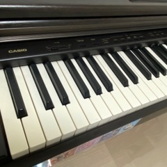 電子ピアノ　CASIOの画像