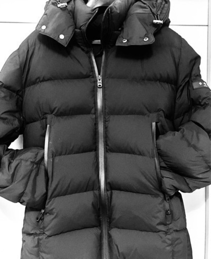 タトラスダウンジャケット