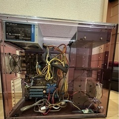 自作ＰＣ用ケース　スケルトン　ＨＤ以外パーツ付き　パソコンの画像