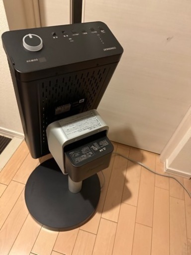 大人気モデル⭐︎ まだまだ寒いこの時期に　遠赤外線暖房機 セラムヒート ブラウン  説明書付　渋谷区　美品　ダイキン　高性能　セラムヒ