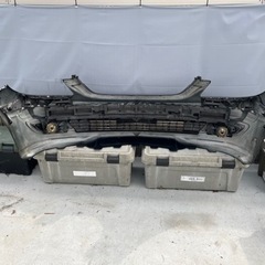 メルセデスベンツ　B170 Bクラス　W245  フロントバンパー　ジャンクの画像