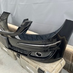 メルセデスベンツ　B170 Bクラス　W245  フロントバンパー　ジャンクの画像