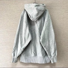 ジーユー プルオーバー スウェット パーカー 【M】 カンガルー ポケット GUの画像