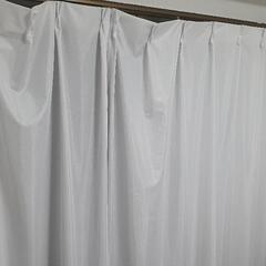 白いカーテン