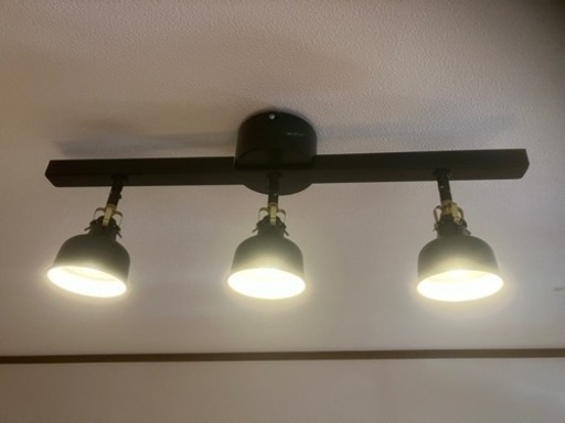 ★IKEA　LEDｼｰﾘﾝｸﾞﾗｲﾄ3灯 「美品」