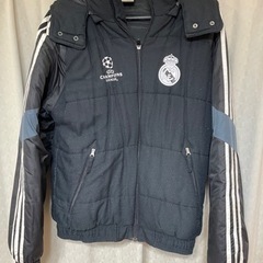 adidasのレアルマドリードチャンピオンズリーグ版ブルゾン（X...