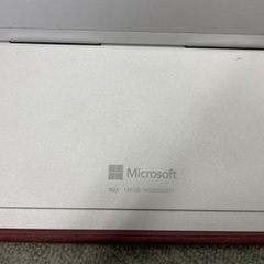 2/13の10時30分頃に新宿駅で受け渡し　Microsoft SurfaceGo 8GB＋128GB タイプカバー付きの画像